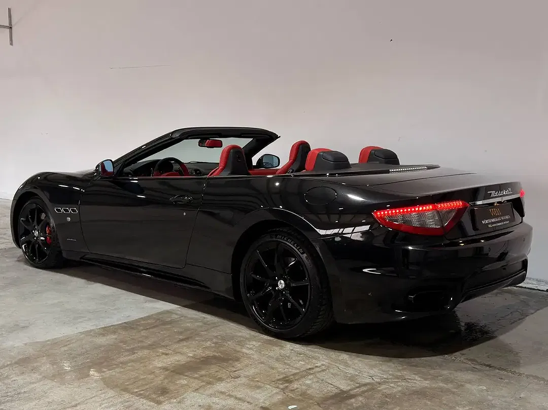 Maserati GranCabrio - Thumbnail 13