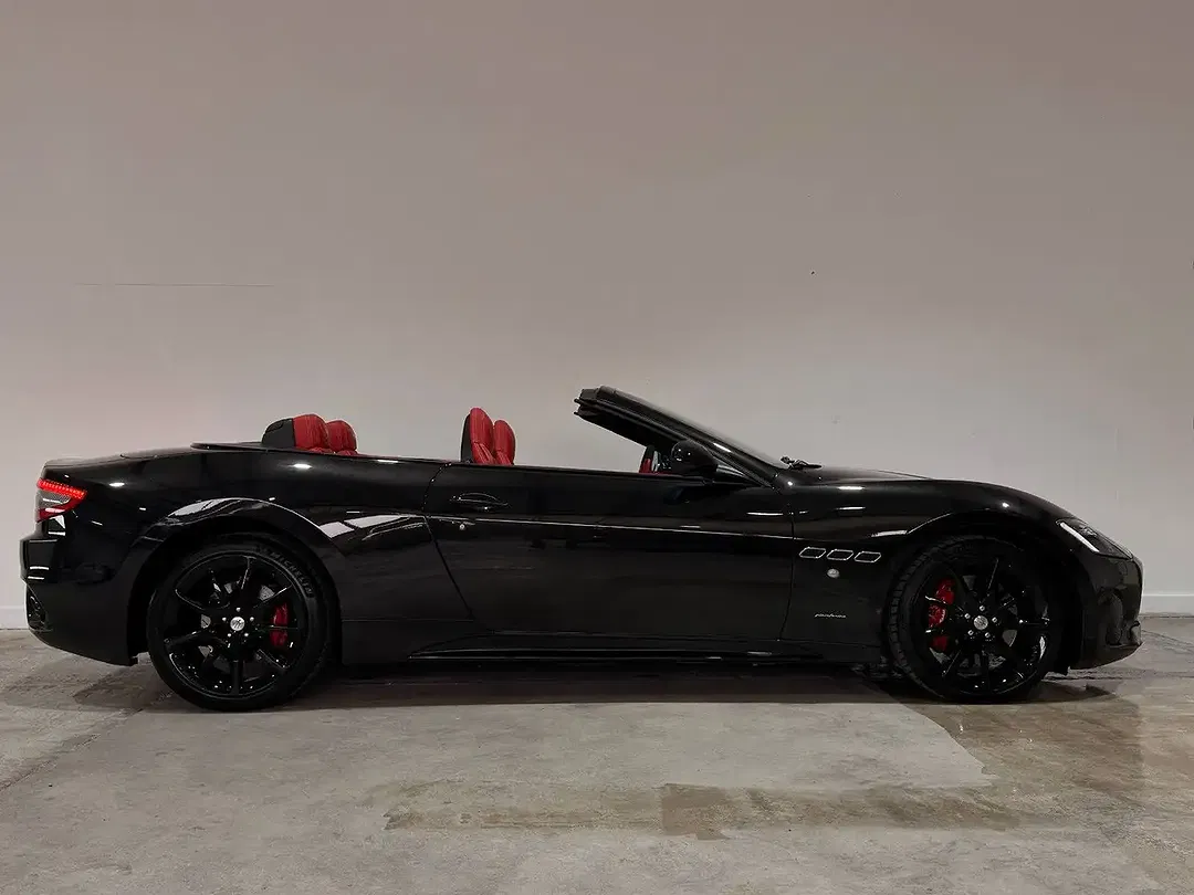 Maserati GranCabrio - Thumbnail 4