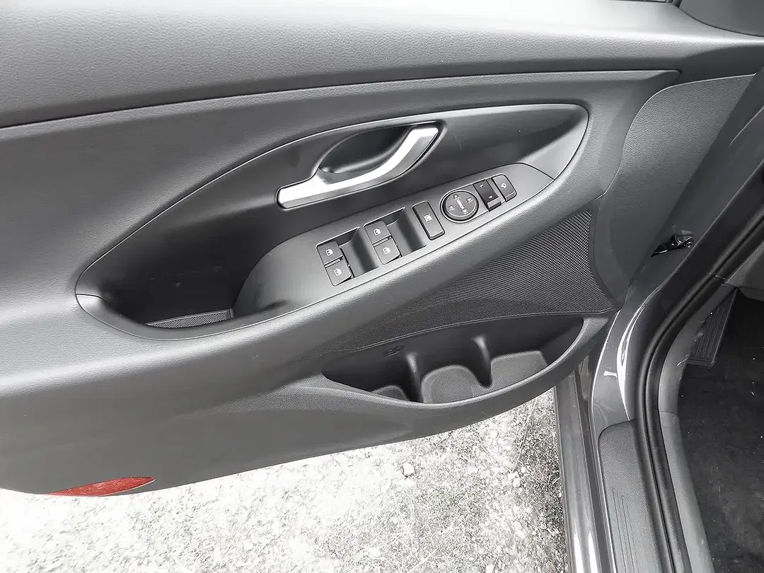 Hyundai i30 - Thumbnail 14