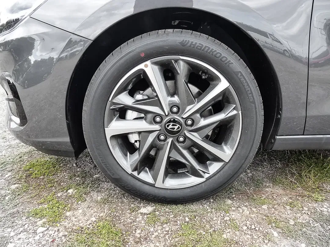 Hyundai i30 - Thumbnail 3