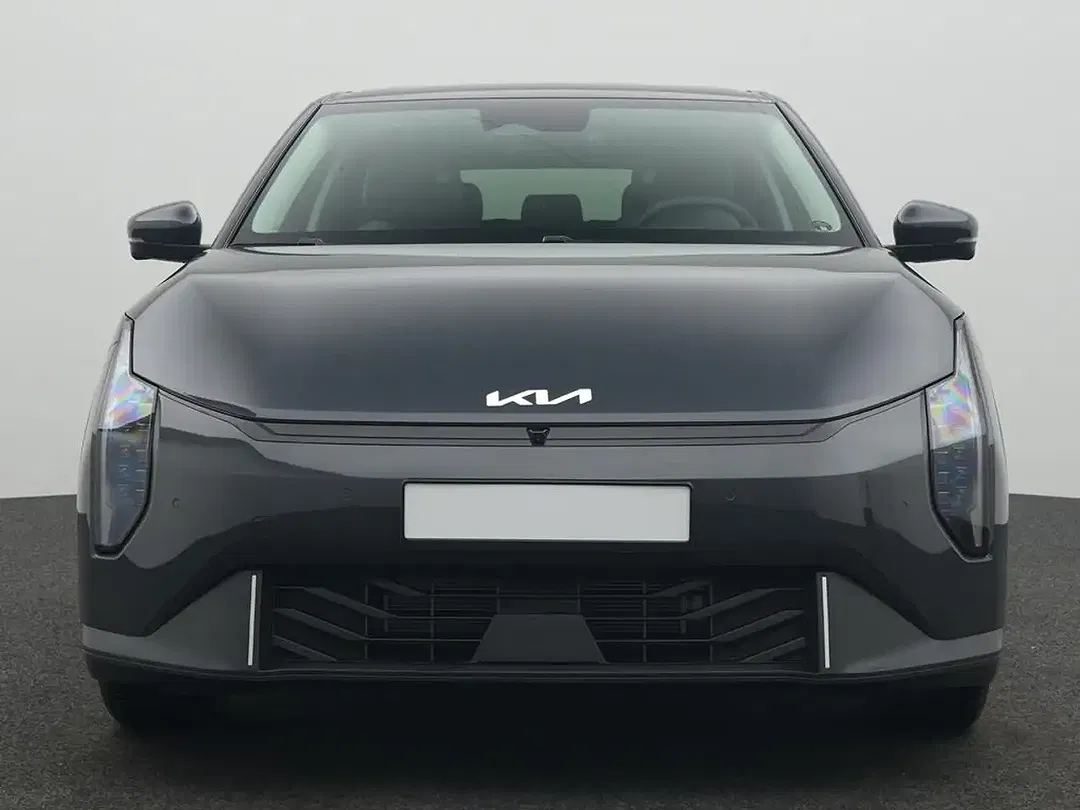 Kia EV4 - Thumbnail 1