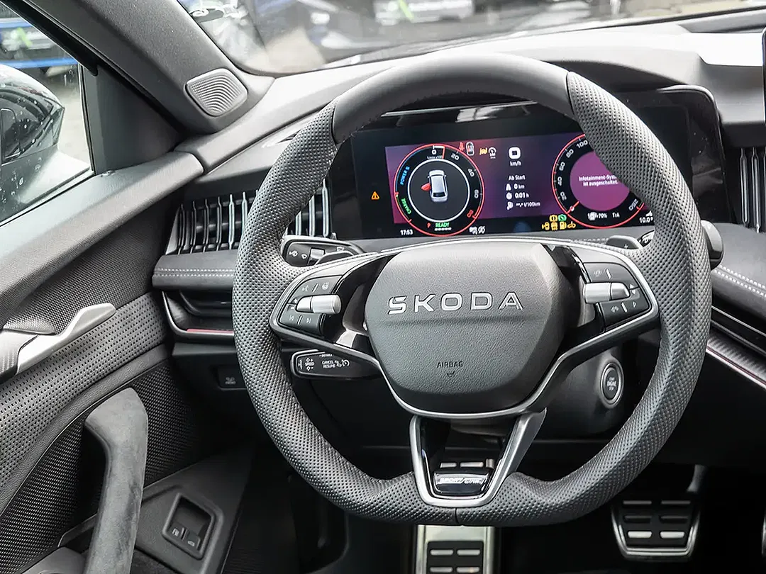 Skoda Superb - Thumbnail 7