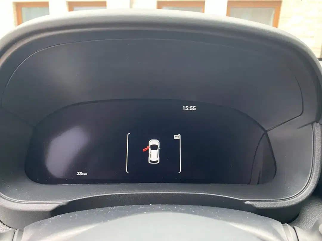 Toyota Yaris - Thumbnail 11