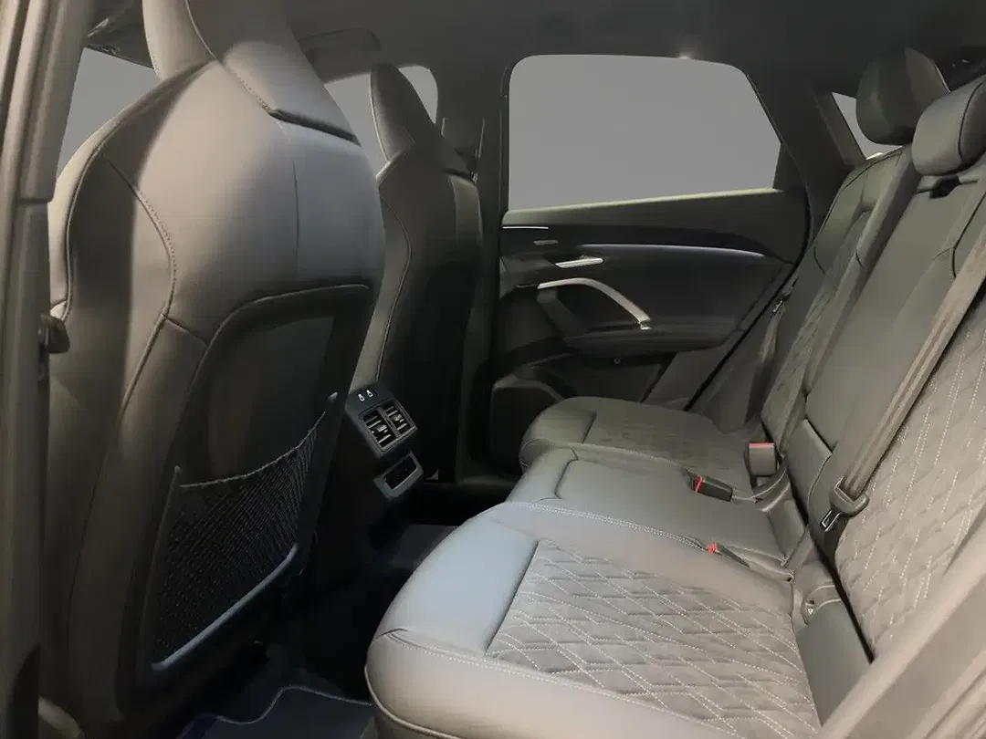 Audi Q5 - Thumbnail 6