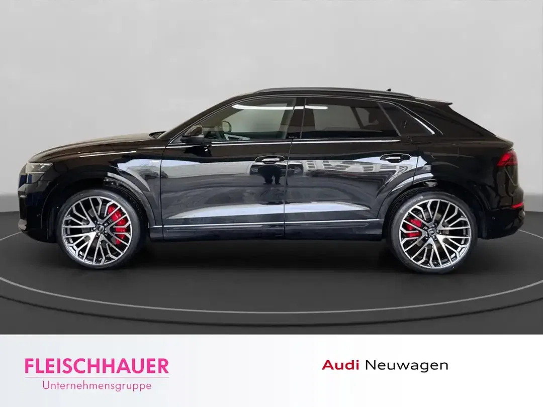 Audi Q8 - Thumbnail 4