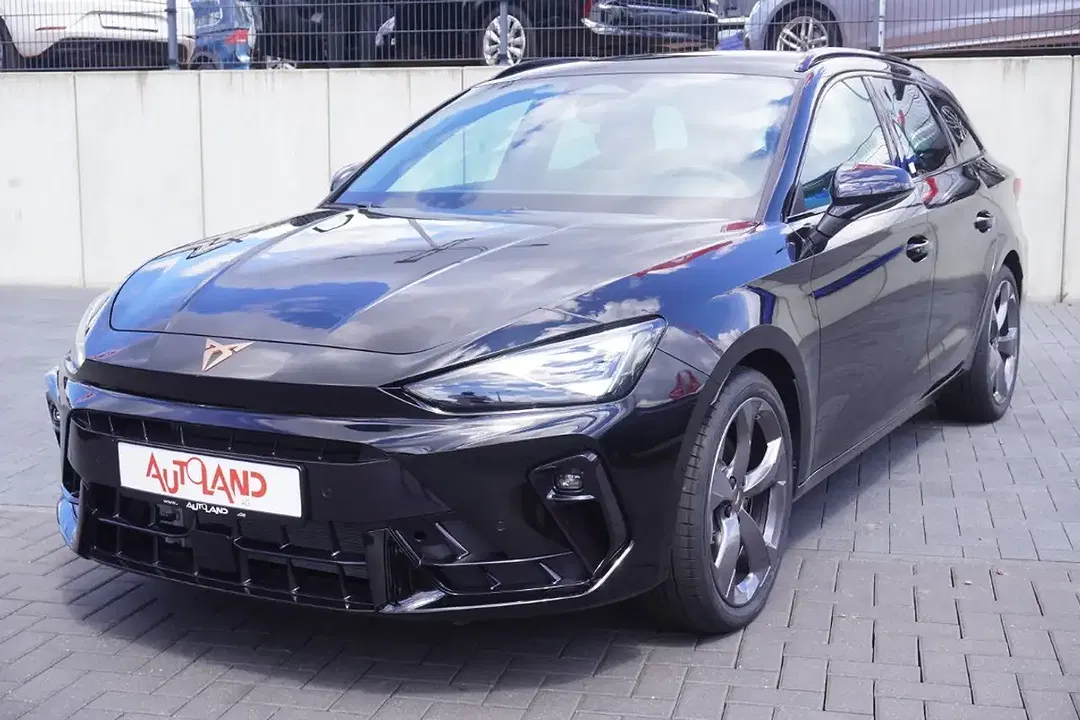 CUPRA Leon - Thumbnail 1