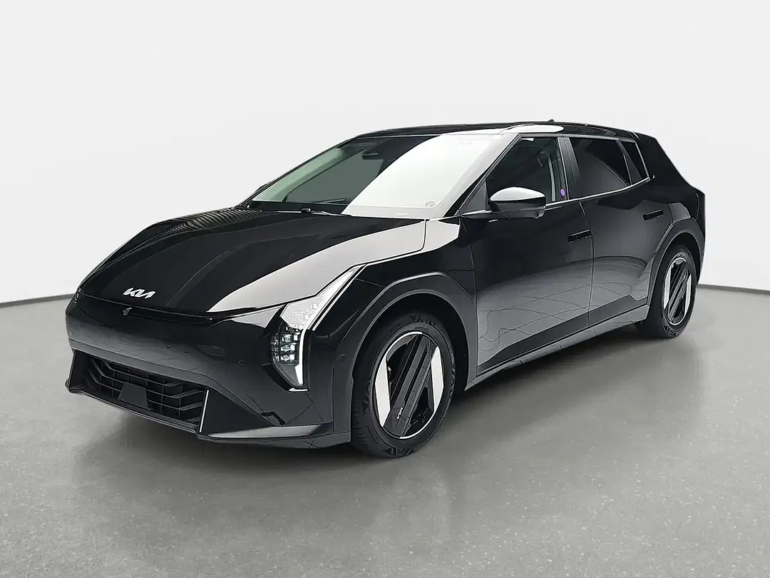 Kia EV4 - Thumbnail 1
