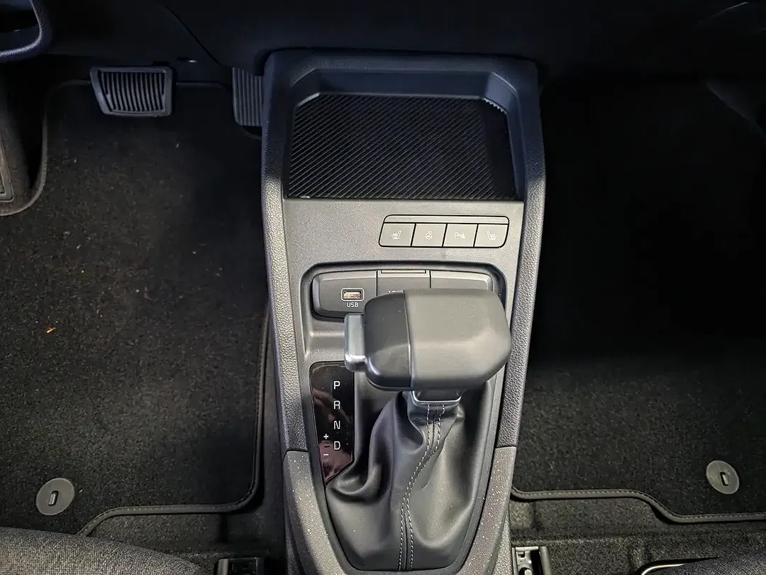 Kia Stonic - Thumbnail 12