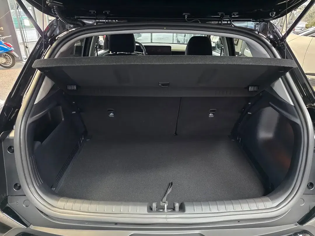 Kia Stonic - Thumbnail 15