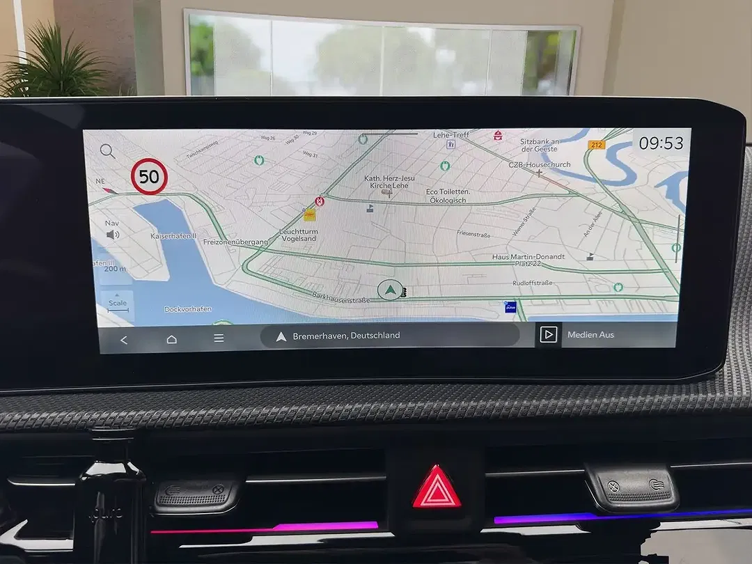 Kia EV6 - Thumbnail 12