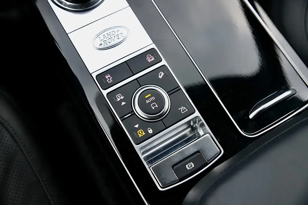 Land Rover Range Rover - Thumbnail 22