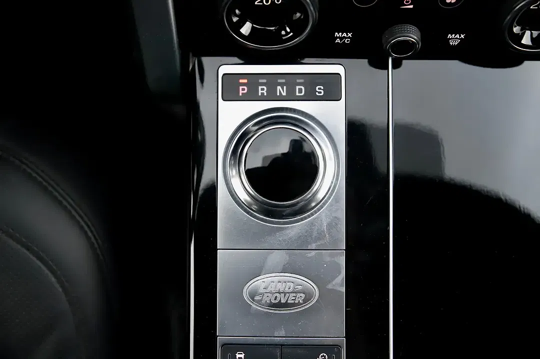 Land Rover Range Rover - Thumbnail 39