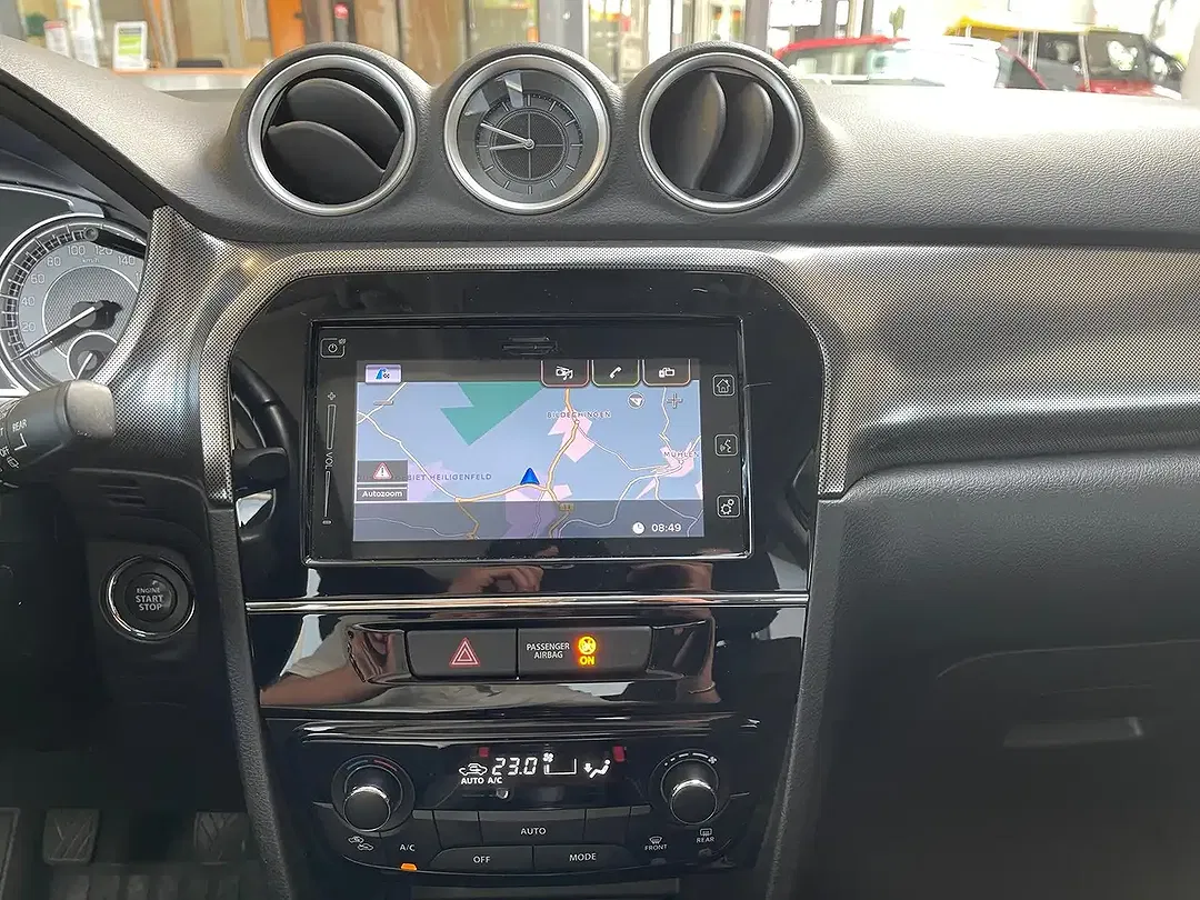 Suzuki Vitara - Thumbnail 11