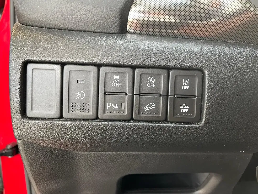 Suzuki Vitara - Thumbnail 8