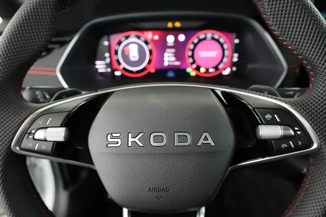 Skoda Octavia - Thumbnail 6