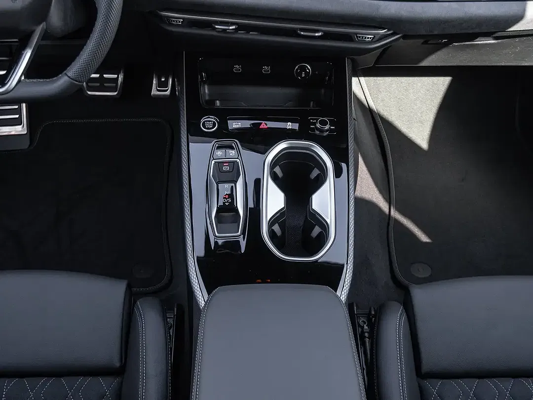 Audi A6 - Thumbnail 11