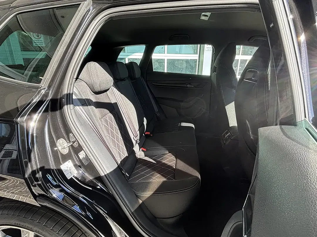 Skoda Karoq - Thumbnail 7