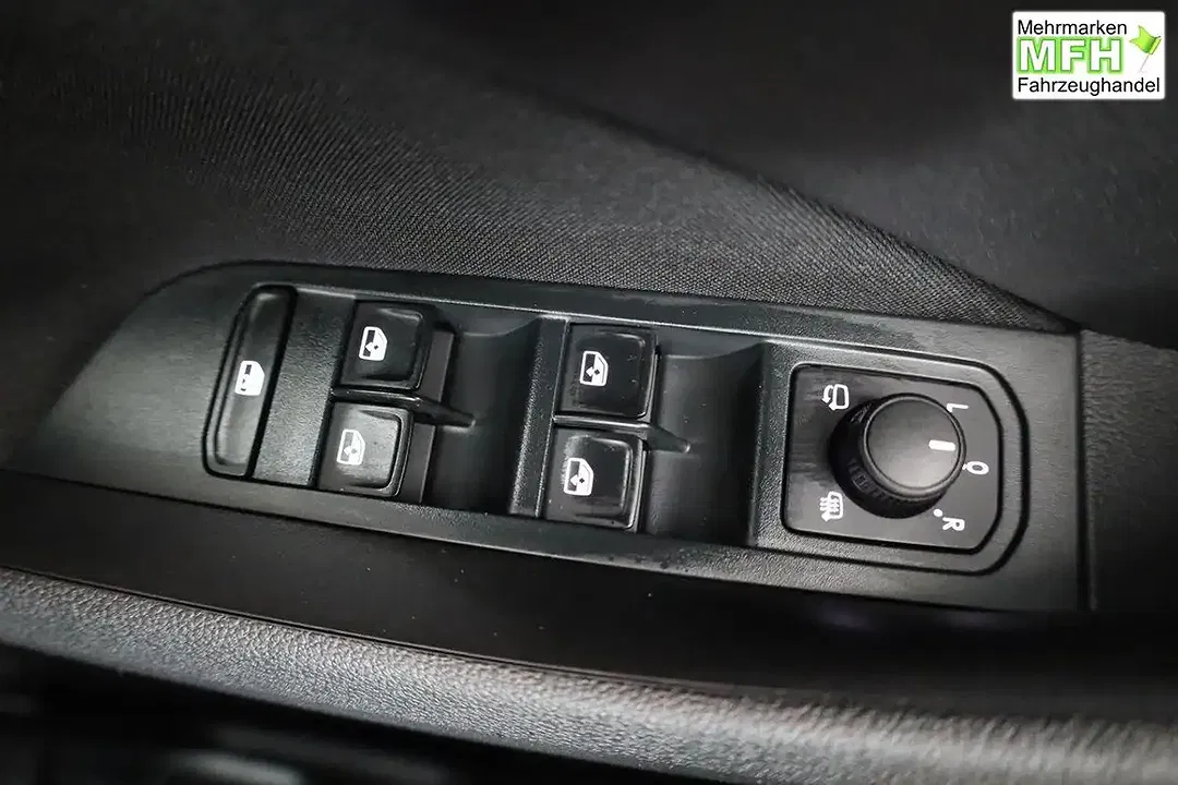 Skoda Kamiq - Thumbnail 7