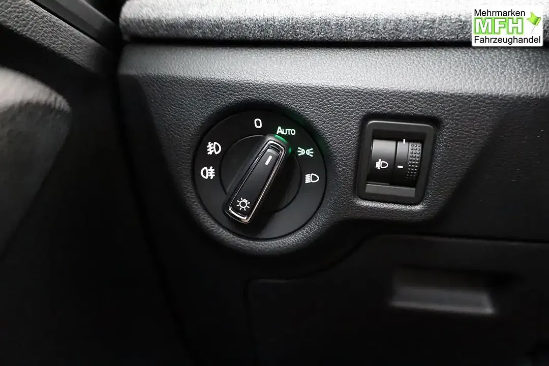 Skoda Kamiq - Thumbnail 8