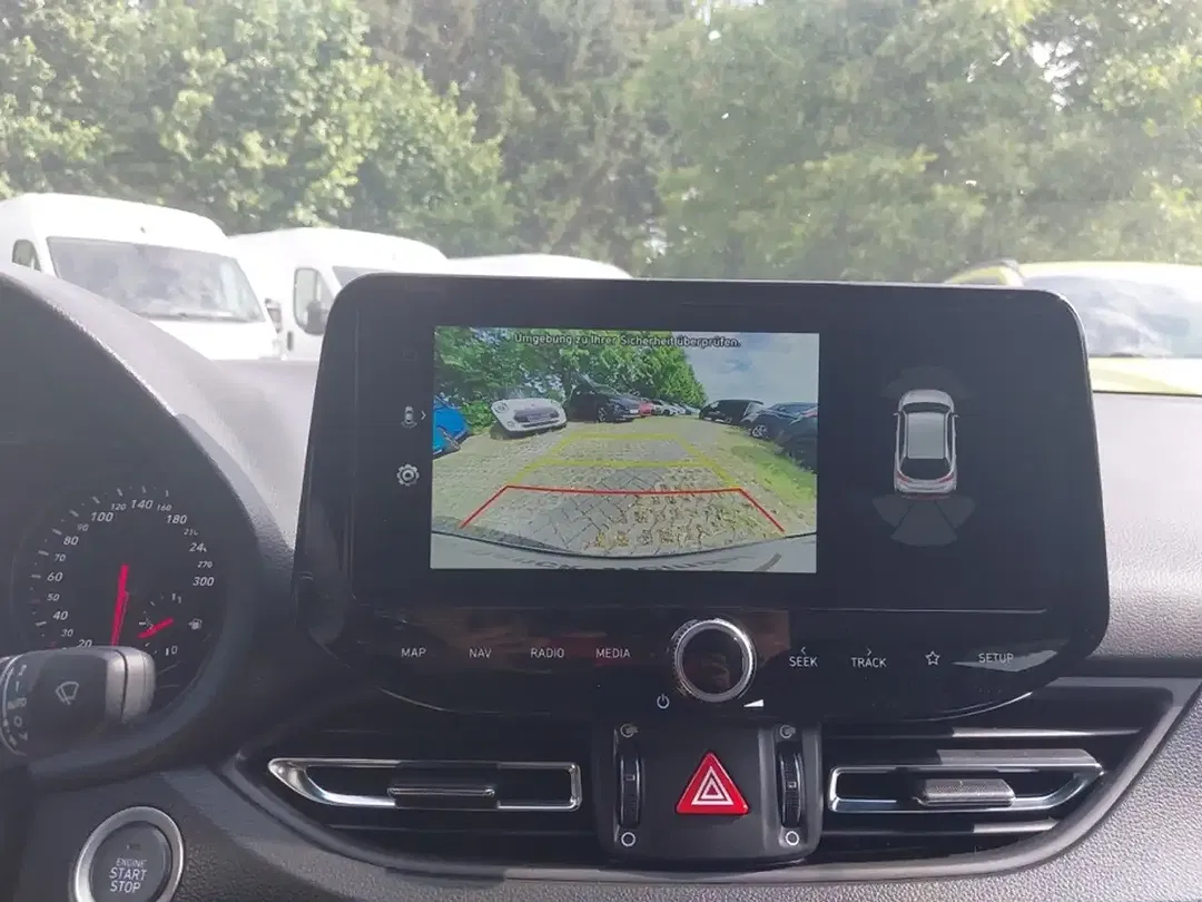 Hyundai i30 - Thumbnail 17