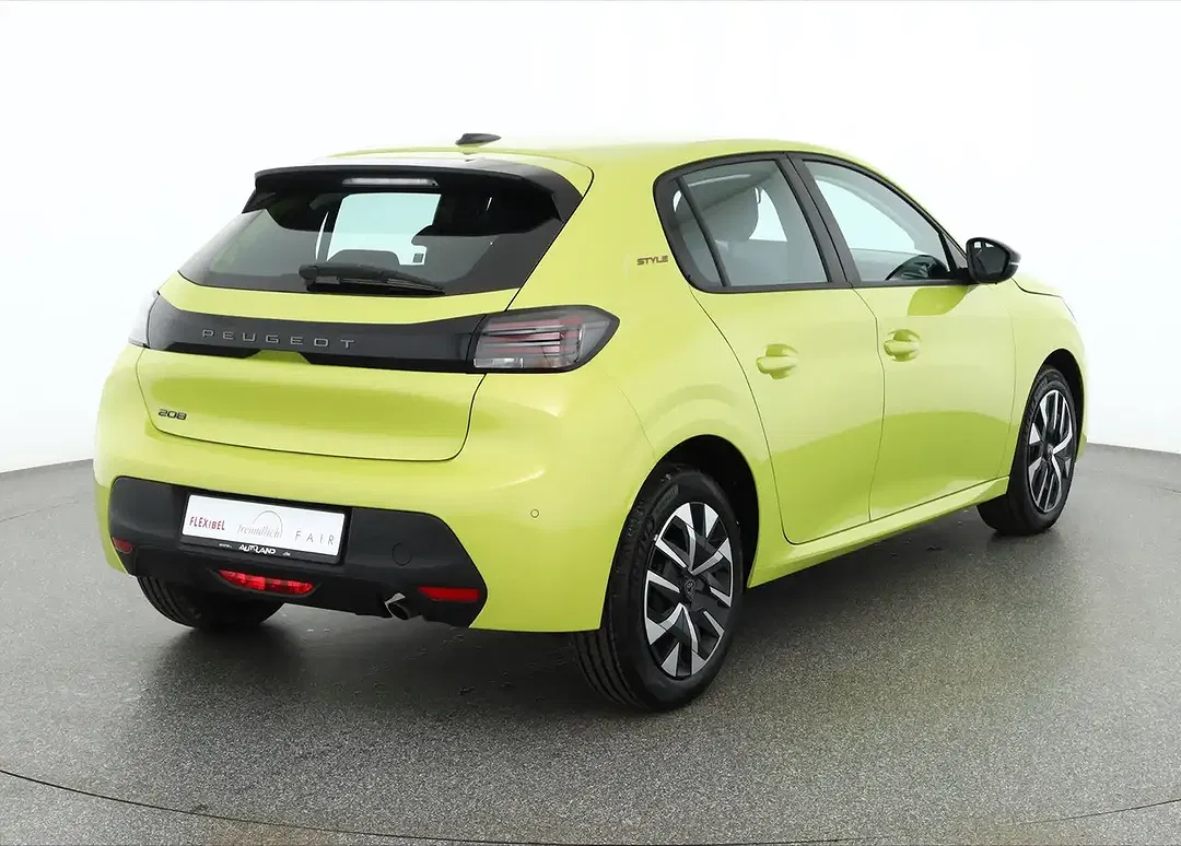 Peugeot 208 - Thumbnail 4