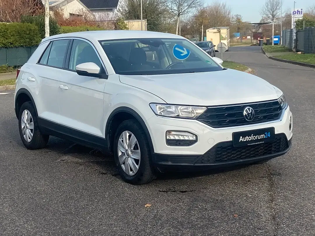 Volkswagen T-Roc - Thumbnail 7