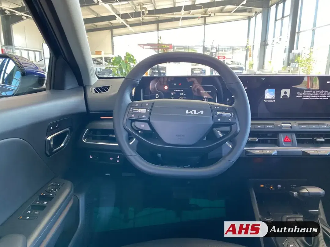 Kia K4 - Thumbnail 11