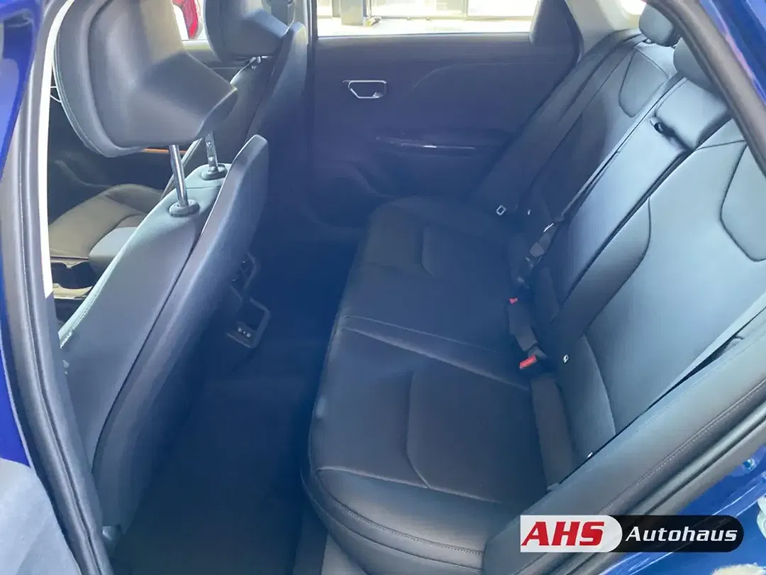 Kia K4 - Thumbnail 9