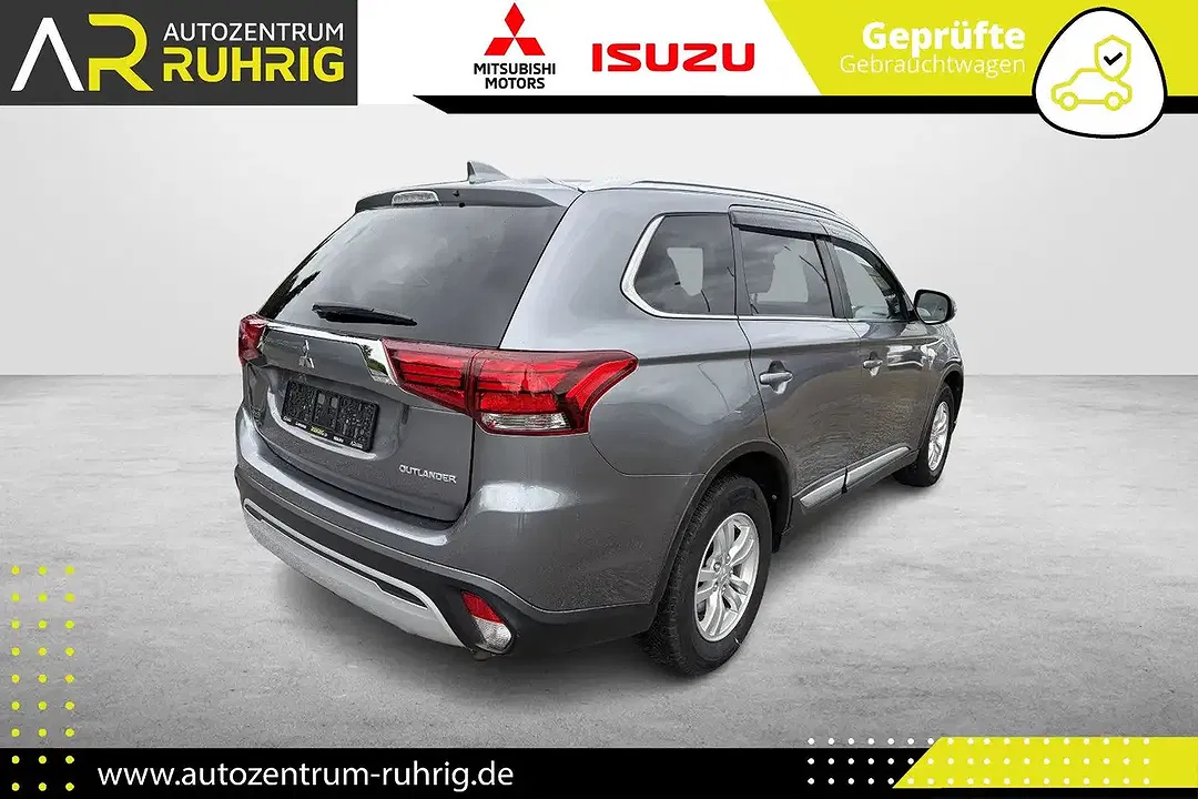 Mitsubishi Outlander - Thumbnail 4