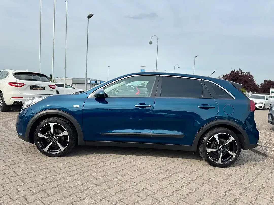Kia Niro - Thumbnail 10