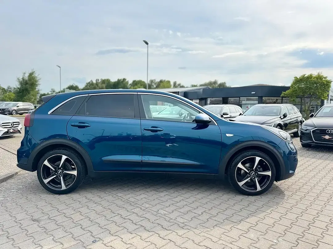 Kia Niro - Thumbnail 9
