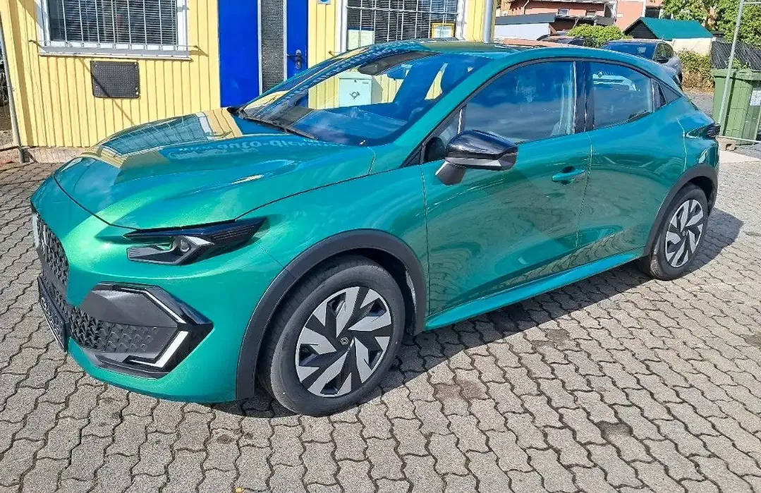 Renault Clio - Thumbnail 10