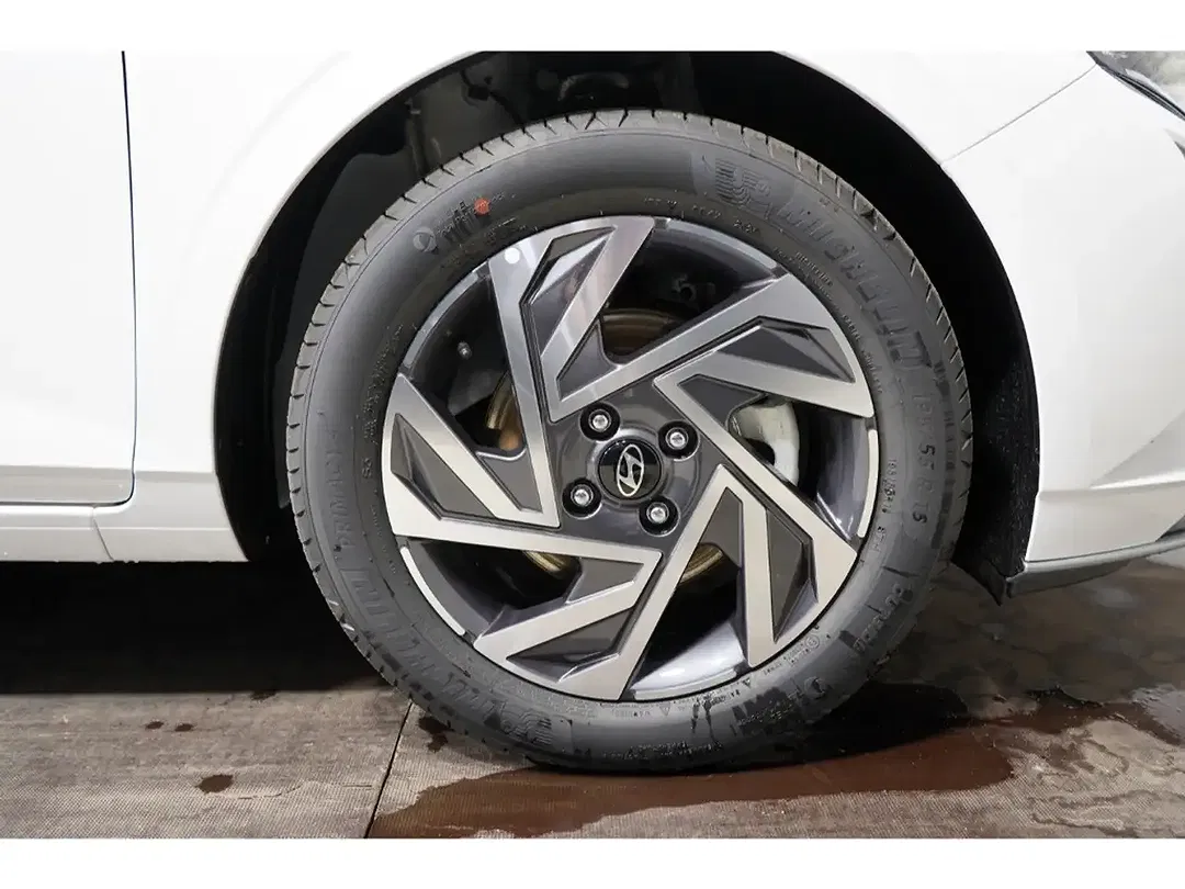 Hyundai i20 - Thumbnail 12