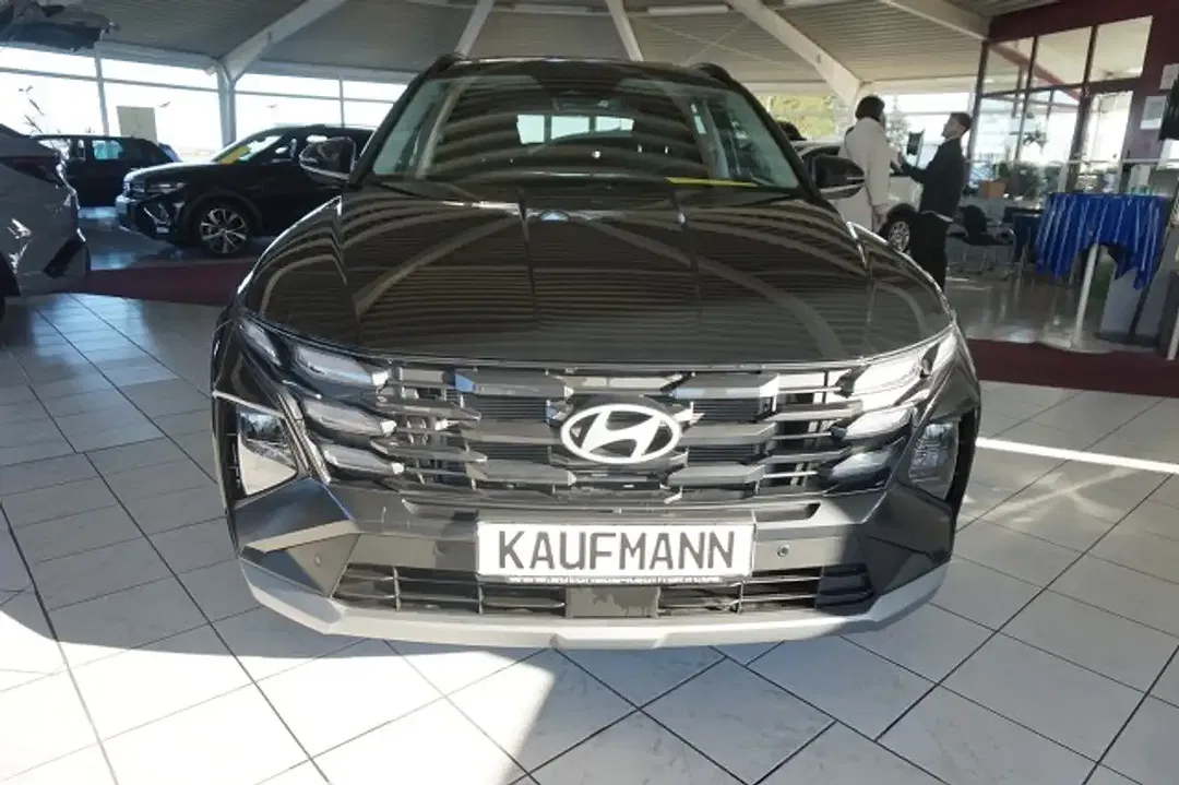 Hyundai TUCSON - Thumbnail 3