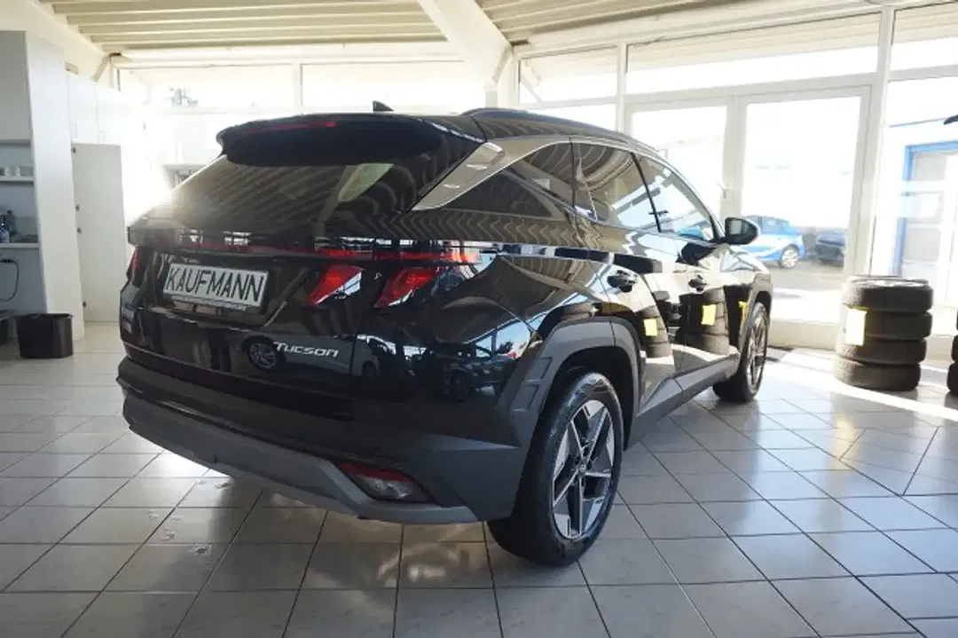 Hyundai TUCSON - Thumbnail 4