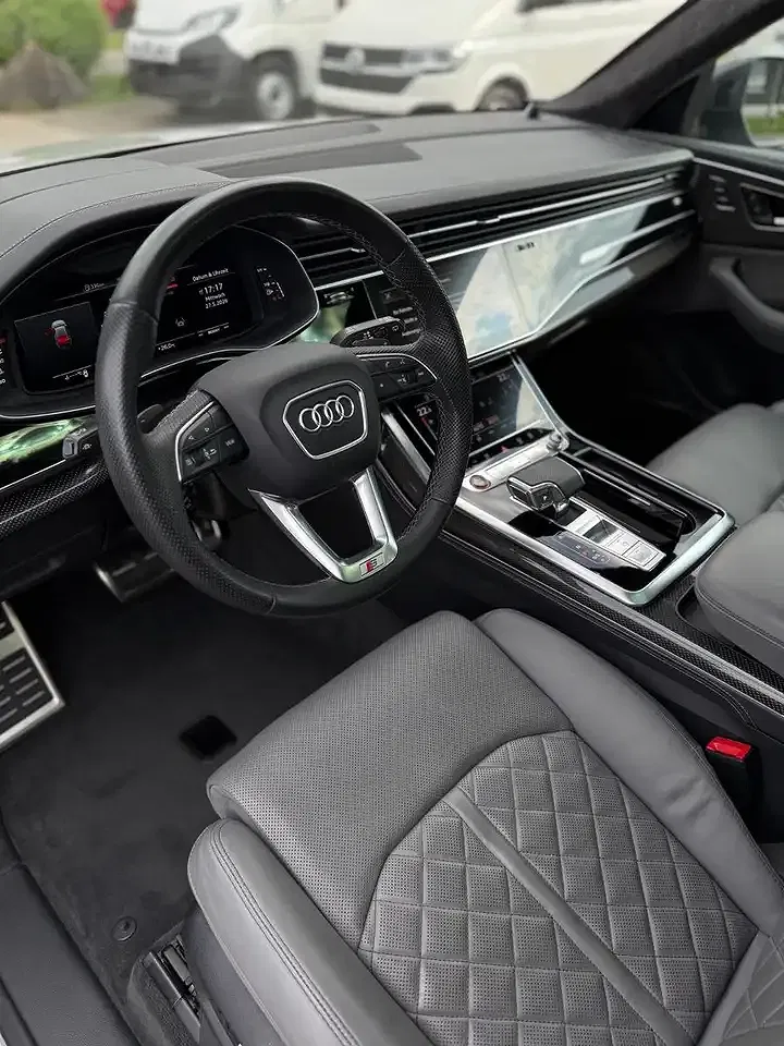 Audi SQ8 - Thumbnail 11