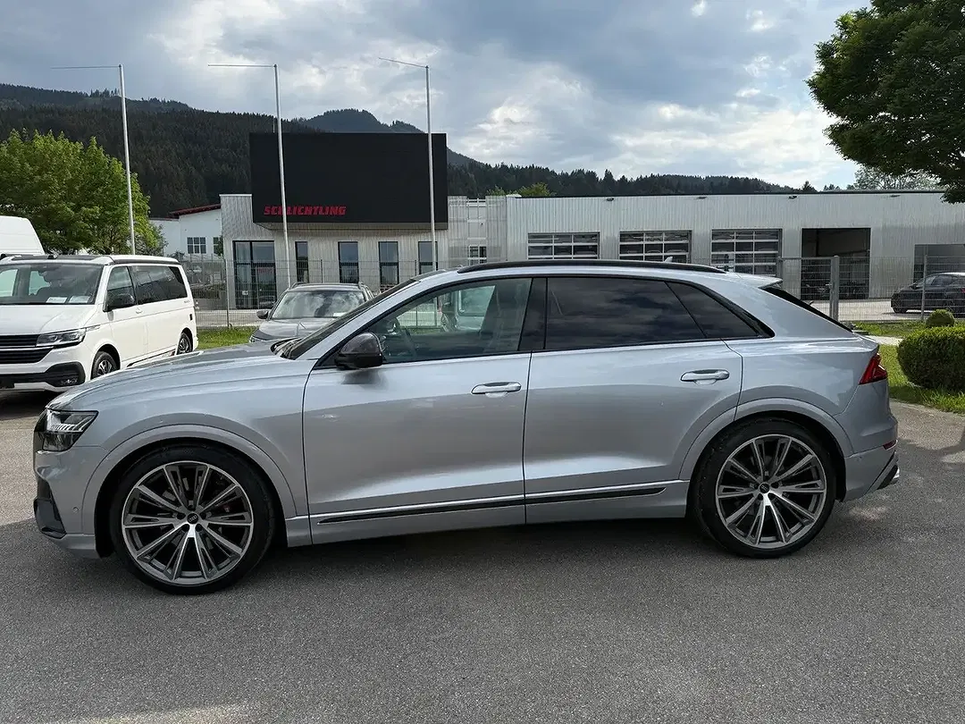 Audi SQ8 - Thumbnail 3