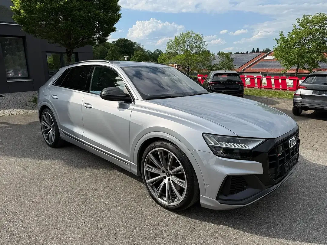 Audi SQ8 - Thumbnail 7