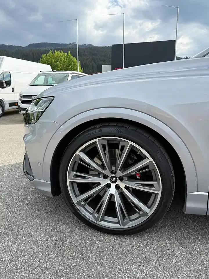 Audi SQ8 - Thumbnail 8