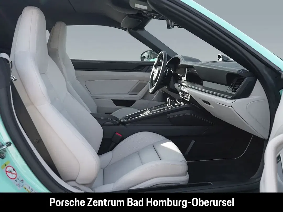 Porsche 992 - Thumbnail 13