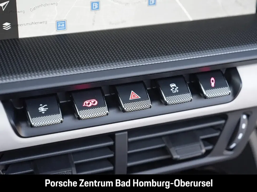 Porsche 992 - Thumbnail 25