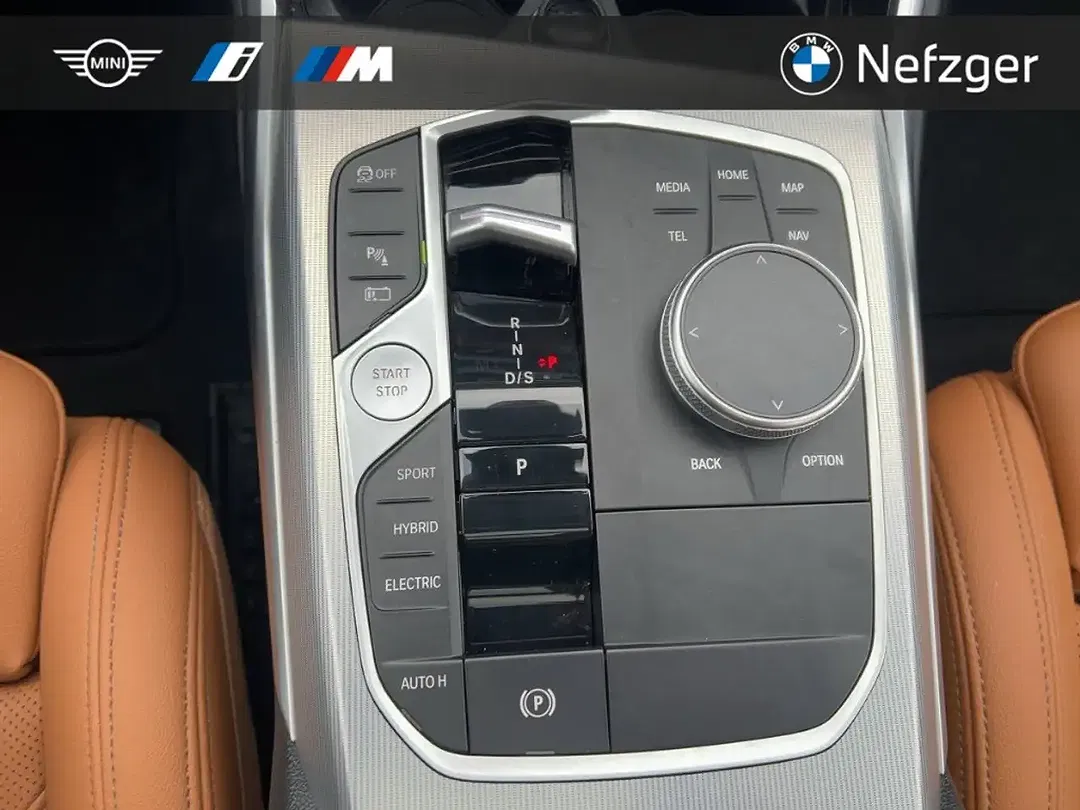 BMW 320 - Thumbnail 19