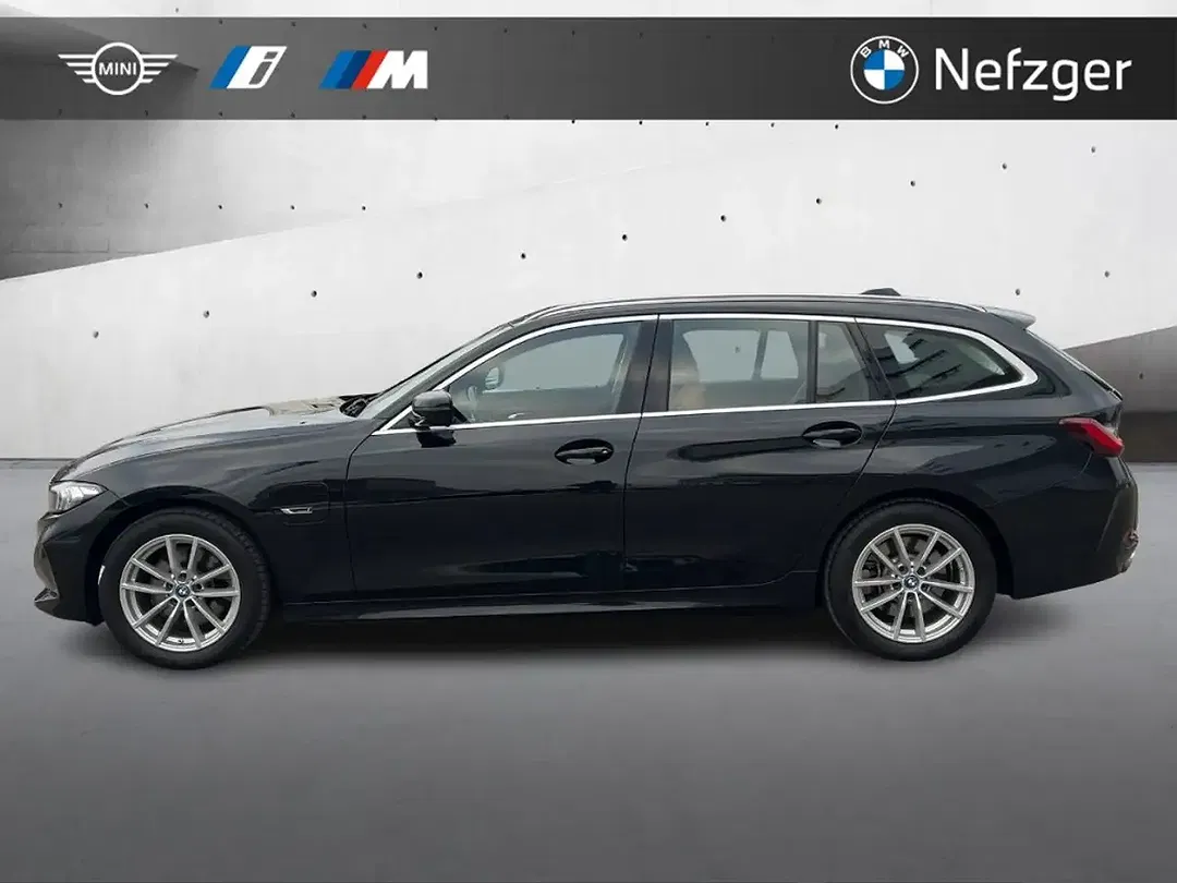 BMW 320 - Thumbnail 3