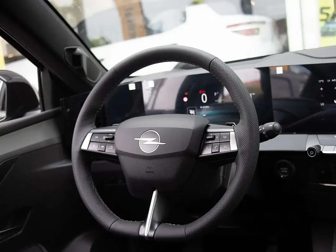 Opel Astra - Thumbnail 10