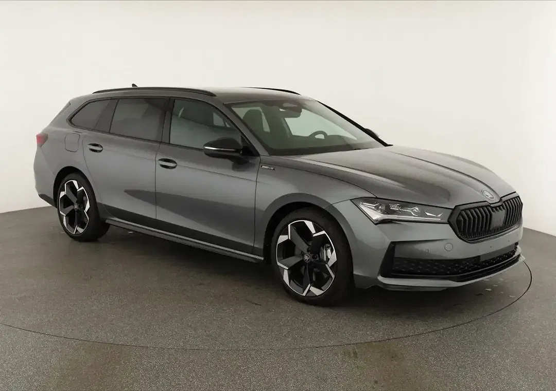 Skoda Superb - Thumbnail 2