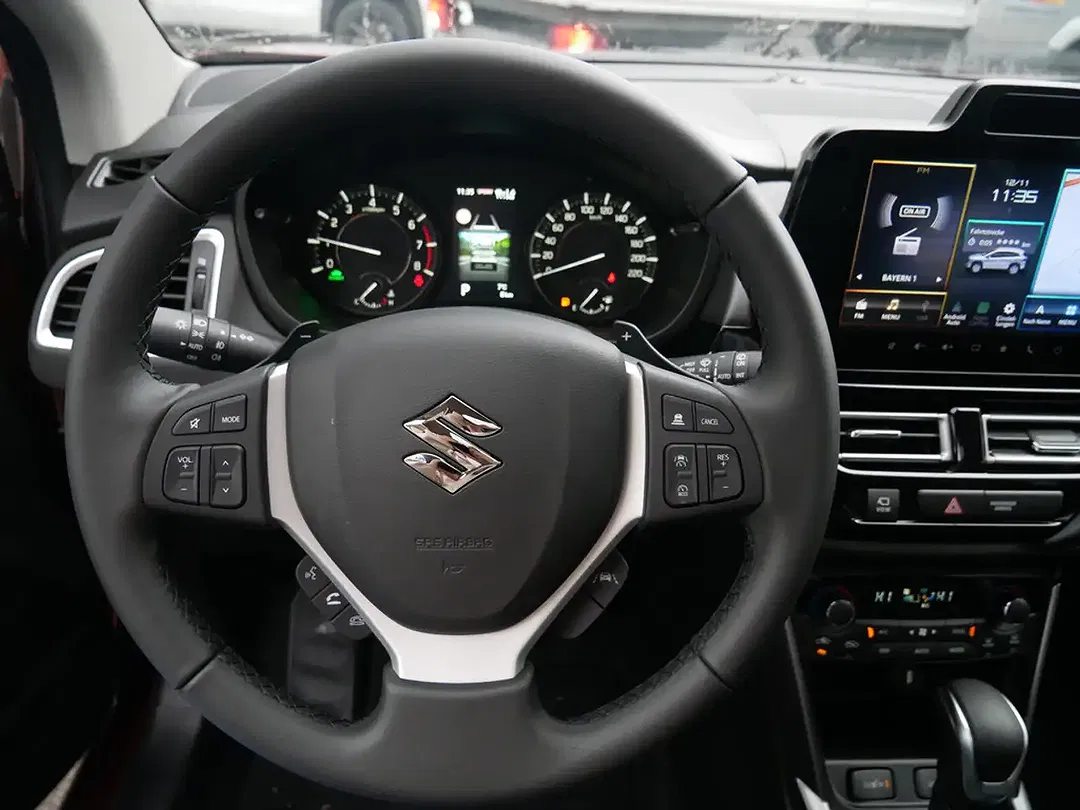Suzuki S-Cross - Thumbnail 7
