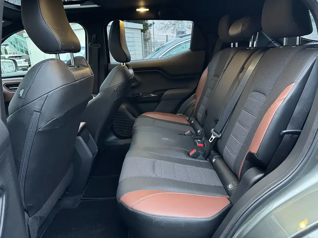 Suzuki Vitara - Thumbnail 12