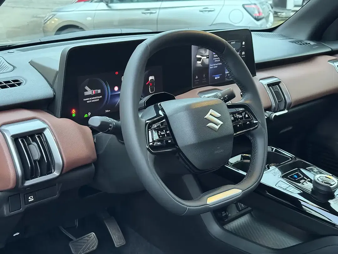 Suzuki Vitara - Thumbnail 6