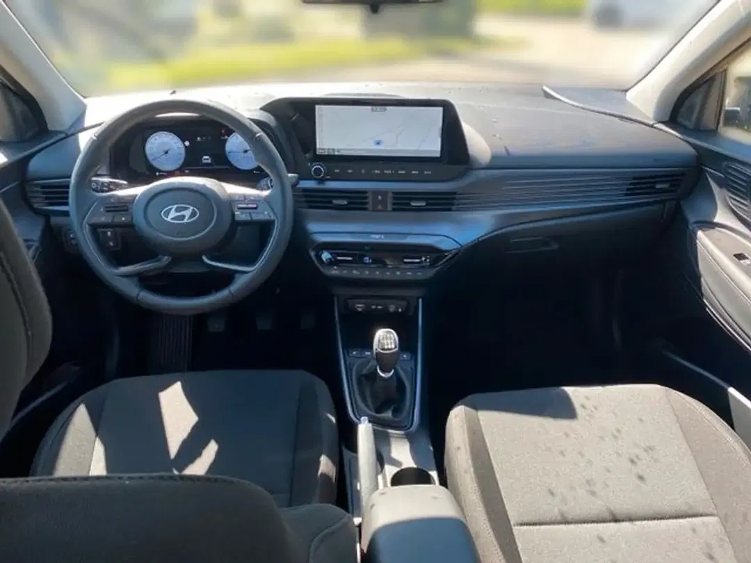 Hyundai i20 - Thumbnail 11
