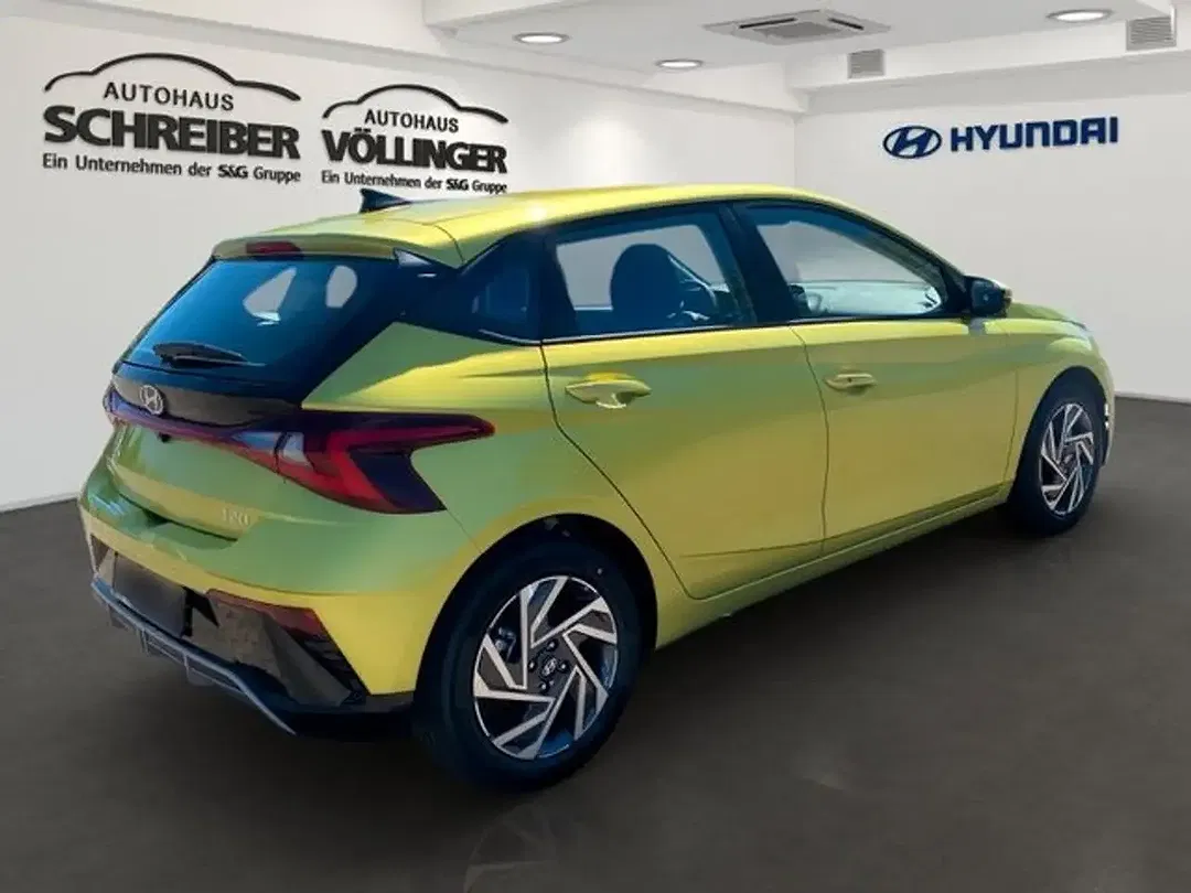 Hyundai i20 - Thumbnail 3